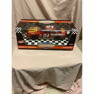 Ertl American Muscle 7220 1/18 Scale McDonalds Ford Thunderbird Diecast Race Car